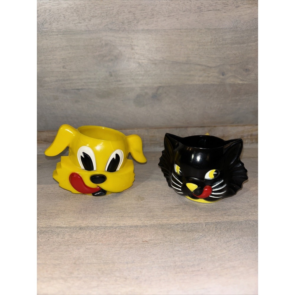 VINTAGE KEN L RATION FIDO & FIFI PLASTIC SUGAR & CREAMER SET Vintage No Lid‎